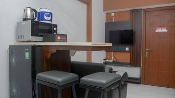 Room | 2 bedrooms, WiFi (free), bed sheets