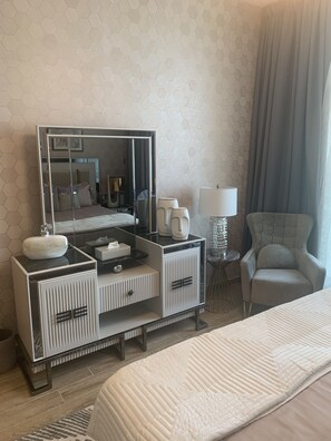 2 bedrooms, WiFi - Royal Club By RVHR, Noora Tower, Al Habtoor City, Business Bay (Dubai)