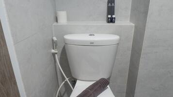 Rum | Badrum | Dusch, gratis toalettartiklar och handdukar