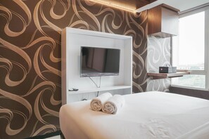 Interior - Comfortable 1BR at Nifarro Park Apartment (Jakarta)