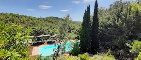 Piscine extérieure
