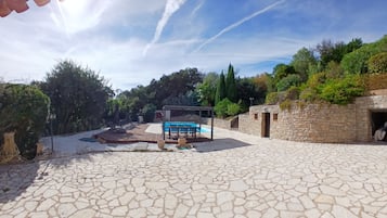 Restauration extérieure