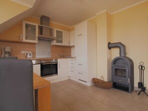 Kühlschrank, Ofen, Geschirrspüler