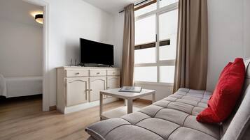 2 slaapkamers, een strijkplank/strijkijzer, gratis wifi, beddengoed