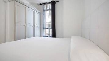 2 sovrum, strykjärn/strykbräda, gratis wi-fi och sängkläder