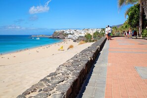 Beach nearby - Vacation Apartment "Playa Morro Jable 1c" near the Beach with Wi-Fi (Morro Jable)