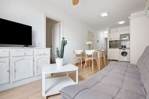TV - Vacation Apartment "Playa Morro Jable 1c" near the Beach with Wi-Fi (Morro Jable)