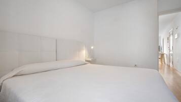 2 多间卧室、熨斗/熨衣板、免费 WiFi、床单