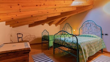 4 camere, ferro/asse da stiro, Wi-Fi gratuito, lenzuola