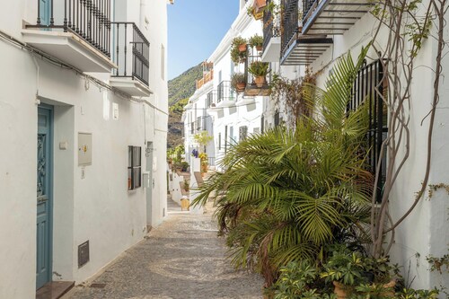 Cottage "Casa Loli" with Mountain View, Private Pool & Terrace