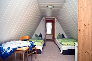 2 bedrooms, WiFi, bed sheets - House - House Christine Brown Wieck / Darß (Wieck a. Darß)