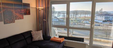 TV connectée, table de tennis de table