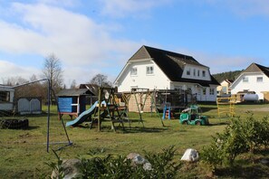 Children’s area - House 3 Apartment 1, upper left - Apartments Family Piel (Lütow)