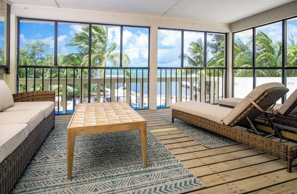 Unclassified image, 1 of 49, button