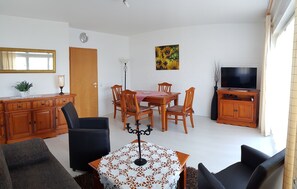 Unclassified image, 2 of 11, button - Vacation apartment 16/2 - Urlaubslust vacation home 16 (Trassenheide)