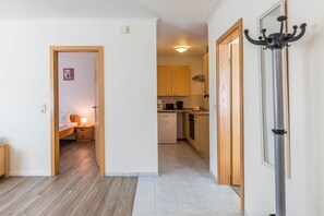 Fridge, coffee/tea maker, electric kettle, toaster - Vacation apartment Edda (Klütz)