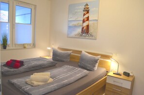 2 bedrooms, travel crib, WiFi, bed sheets