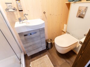 Unclassified image, 3 of 27, button