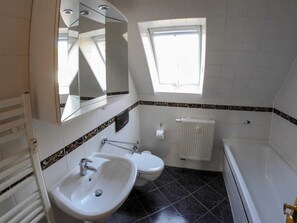 Unclassified image, 4 of 6, button - Holiday Rental - - rentals Family Warnke (Greifswald)