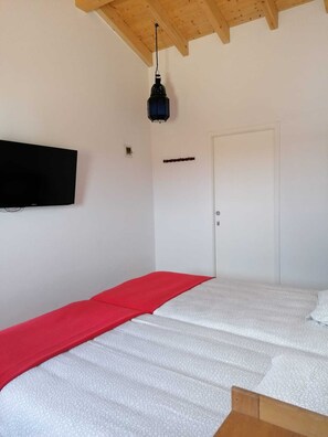 2 chambres, Wi-Fi gratuit, draps fournis