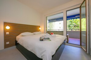 Apartamento família, vários quartos, ao lado do lago (Coloratura) | 1 quarto, espaço de trabalho para notebook