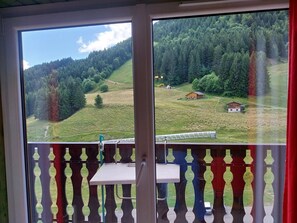 Interni