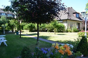 Unclassified image, 3 of 12, button - A 2 GH 2-room balcony (BC.n5) - Stranddomicil Steiner - Guesthouses (Büsum)