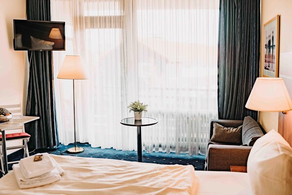 1 habitación, escritorio, wifi gratis y ropa de cama 