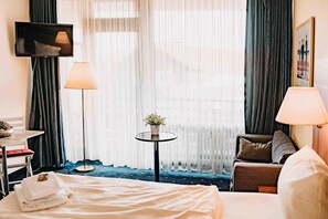 1 camera, una scrivania, Wi-Fi gratuito, lenzuola