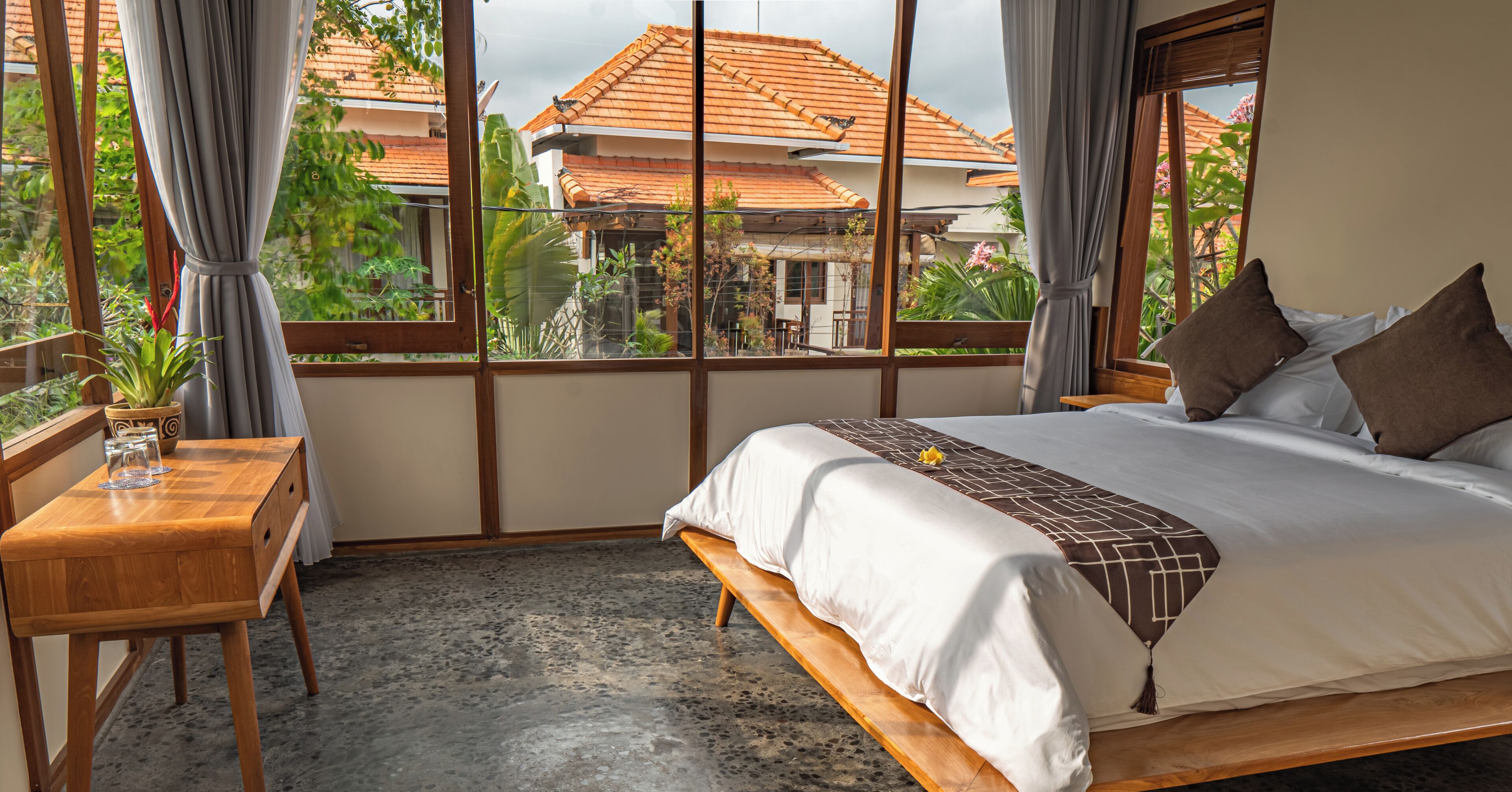 奢華別墅, 2 間臥室 | 房內夾萬、書桌、手提電腦工作空間、遮光窗簾/窗簾