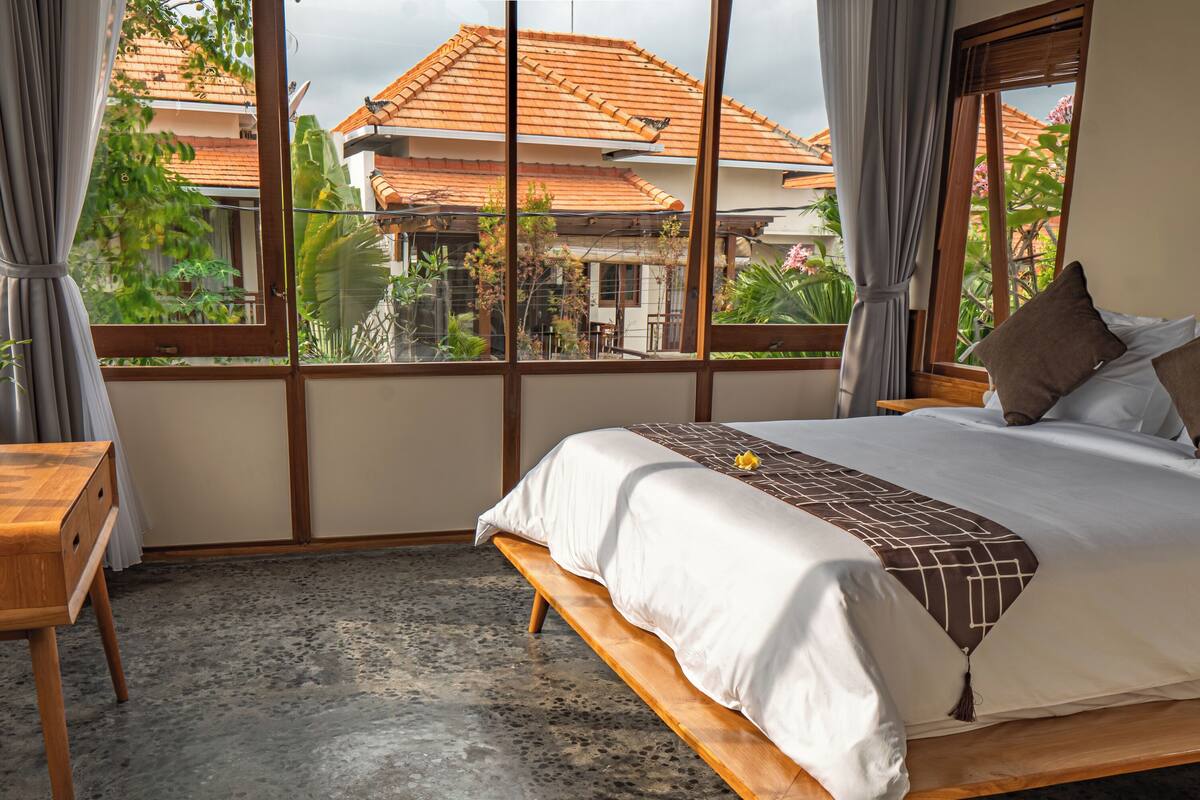 奢華別墅, 2 間臥室 | 房內夾萬、書桌、手提電腦工作空間、遮光窗簾/窗簾