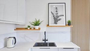 House | Private kitchen | Fridge, microwave, oven, stovetop - Simply Scandi (Whitby)