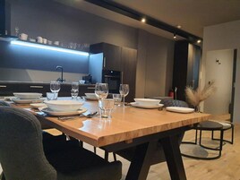 Comfort-íbúð | Borðhald á herbergi eingöngu