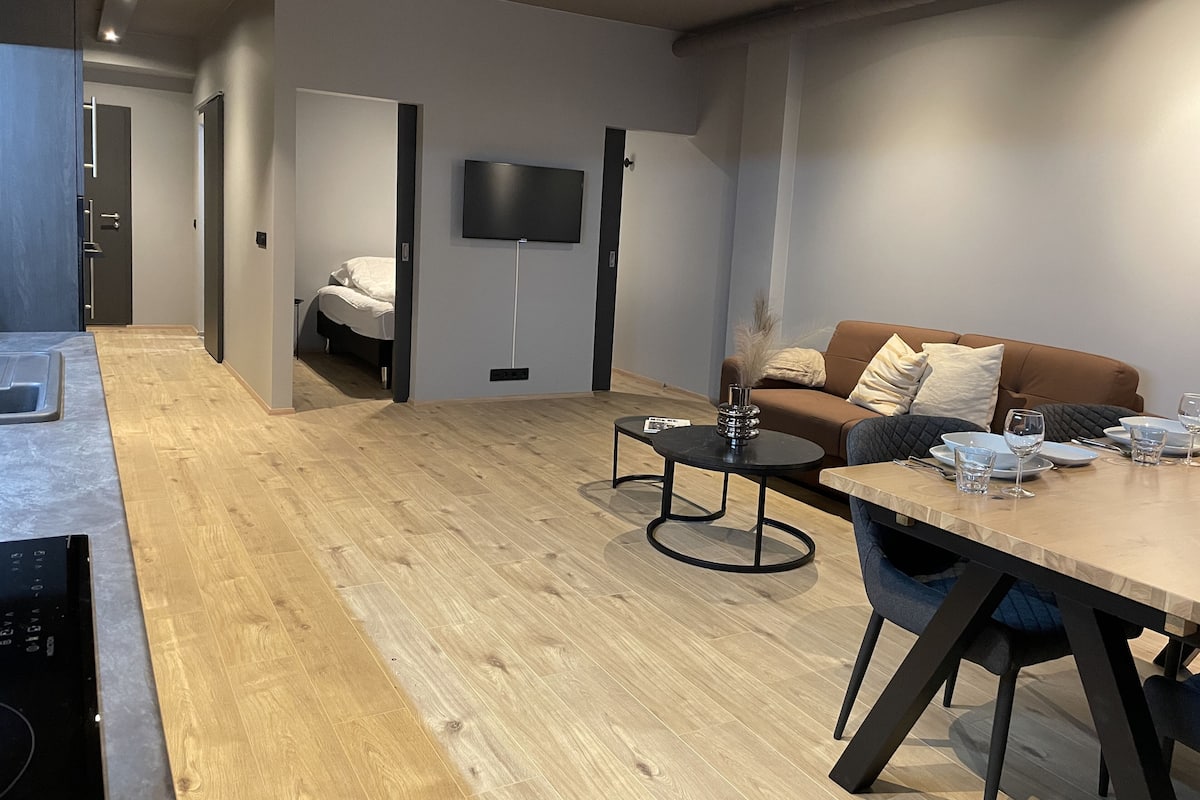 Klassiek appartement | Ingang binnen