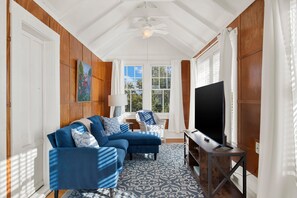 TV - Large Back River Beach Home with Private Dock (Tybee Island)