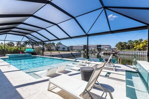 Unclassified image, 5 of 24, button