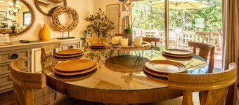 Knotty Pine-Pet Friendly w/ A/C and Hot Tub!
