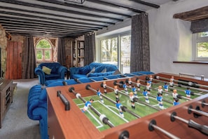 Cottage | Games room