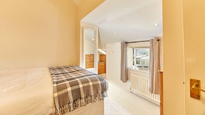 Unclassified image, 3 of 19, button - Banks Cottage (Gateshead)