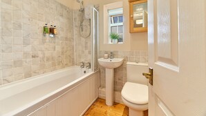 Unclassified image, 4 of 19, button - Banks Cottage (Gateshead)