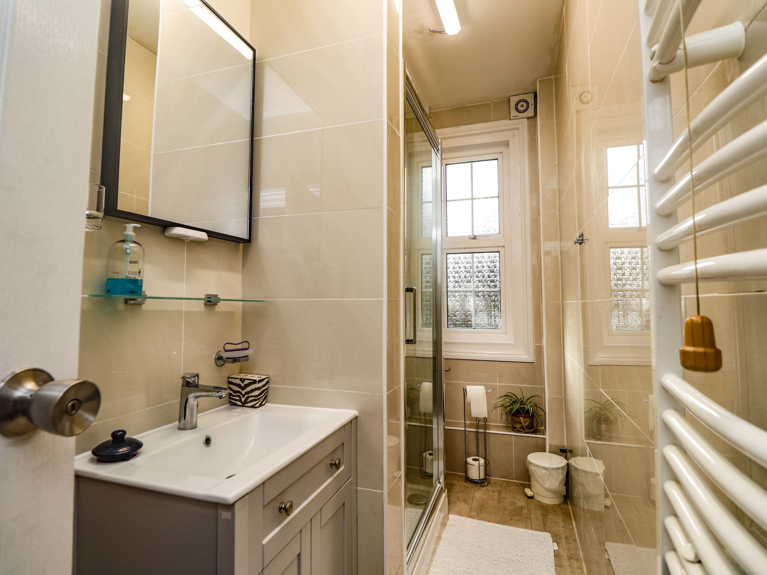 Cottage | Bathroom | Shower