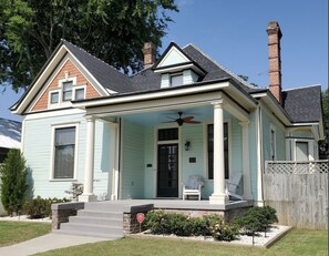 Exterior - The Carriage House in SoMa (Little Rock)