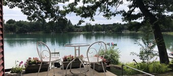 Peaceful Lake Home on Crystal Clear Water- Sunday to Sunday rental 