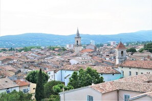 Vue depuis lâhĂ©bergement