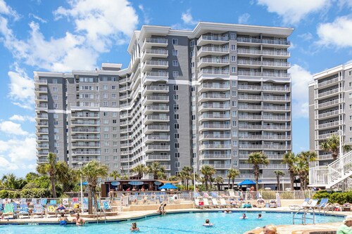 Beachfront Escape to Unwind & Take in the Ocean Air