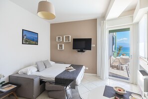 1 chambre, fer et planche Ă repasser, Wi-Fi gratuit, draps fournis