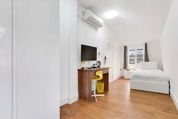 Apartment, 1 Queen Bed