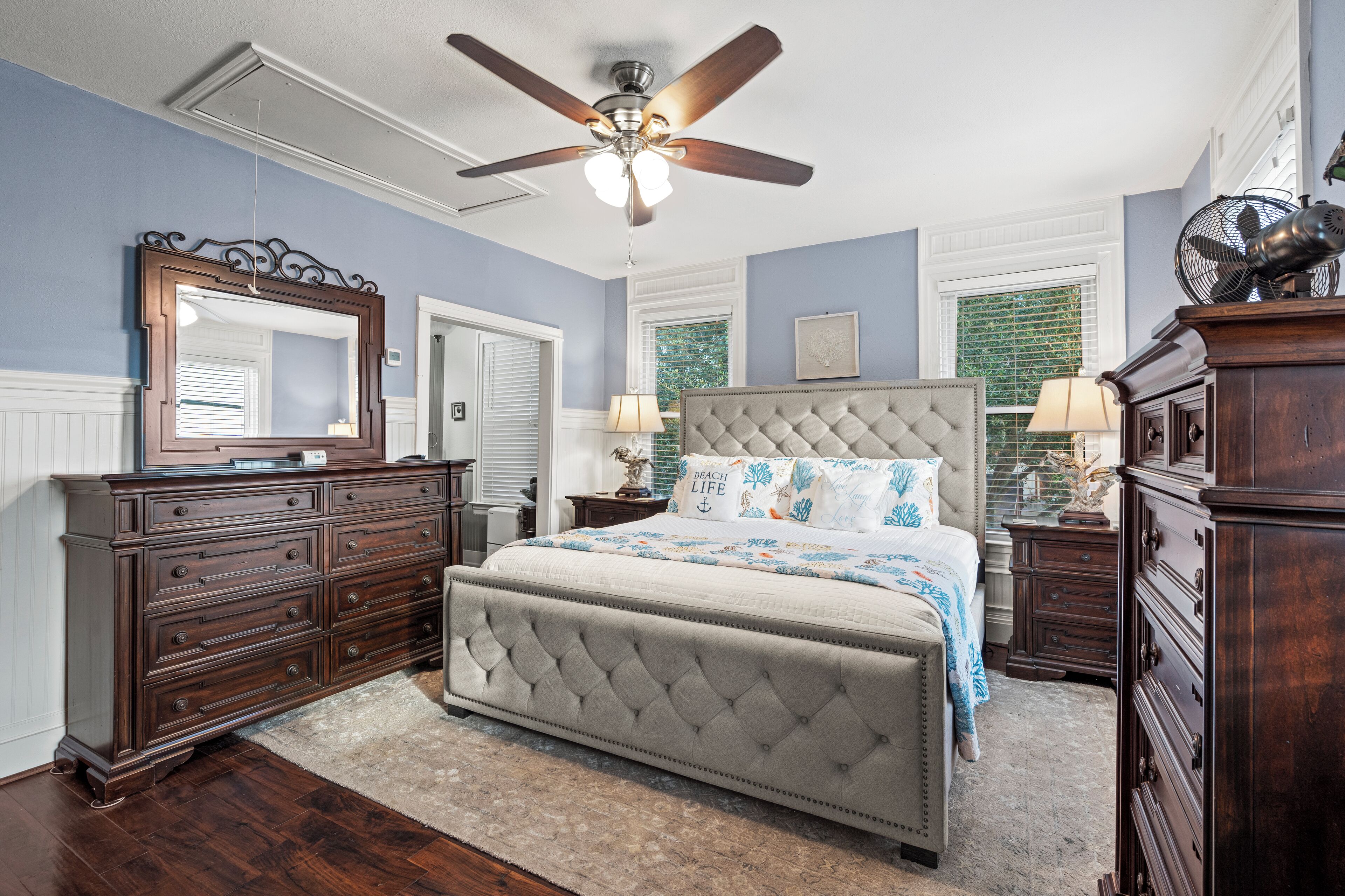 3 bedrooms, iron/ironing board, free WiFi, bed sheets