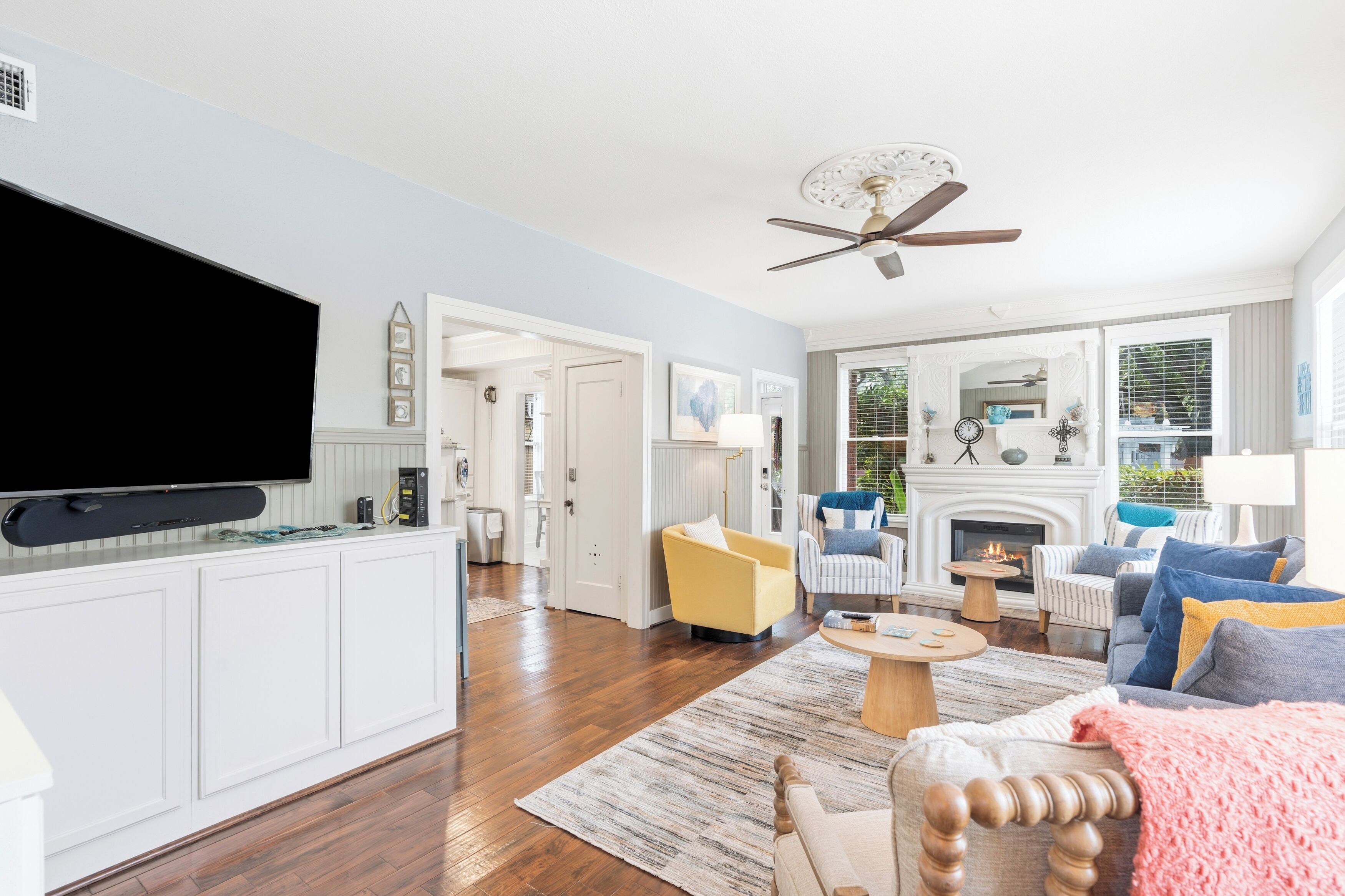 Smart TV, fireplace, printers