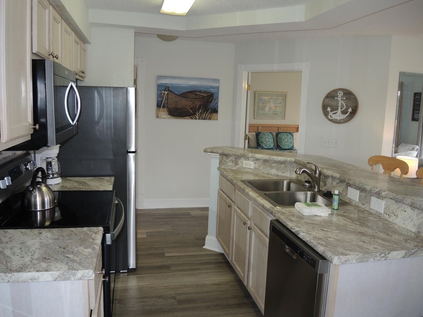 Villa, 2 Bedrooms | Private kitchen | Fridge, microwave, oven, stovetop